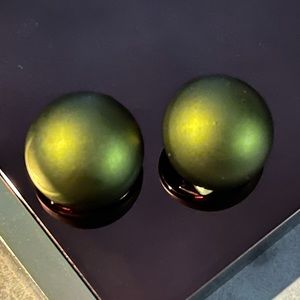 ✨Stunning Vintage Clip On Earrings